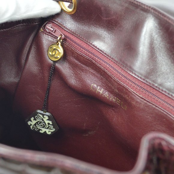 CHANEL * 1986-1988 Backpack Bordeaux Crocodile 60497 - Picture 10 of 11